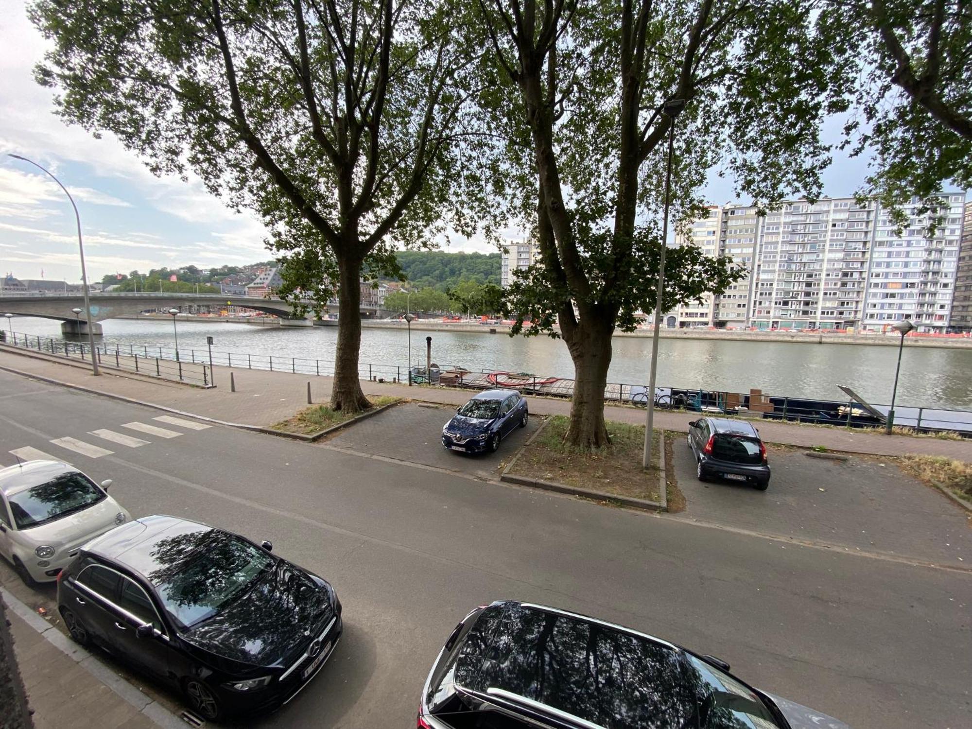 "Coeur De Meuse" - Appartement Tout Confort A لييج المظهر الخارجي الصورة